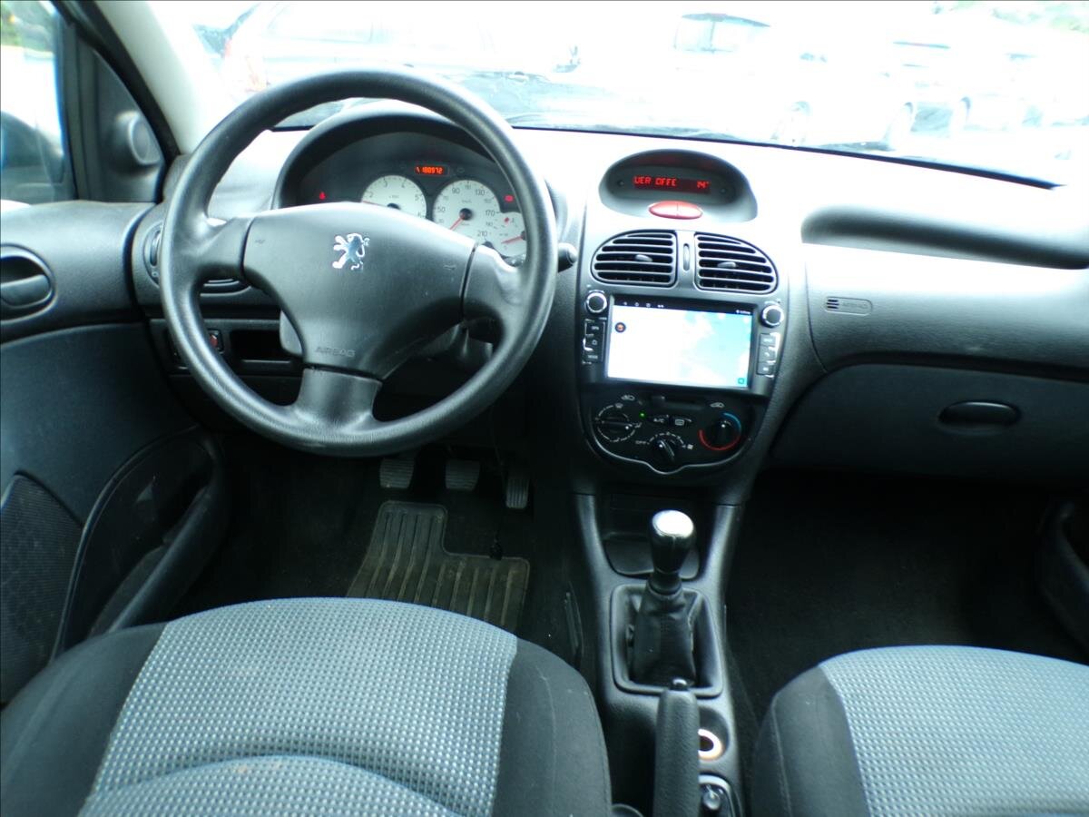Peugeot 206 Hatchback 1,4 l 65 kw