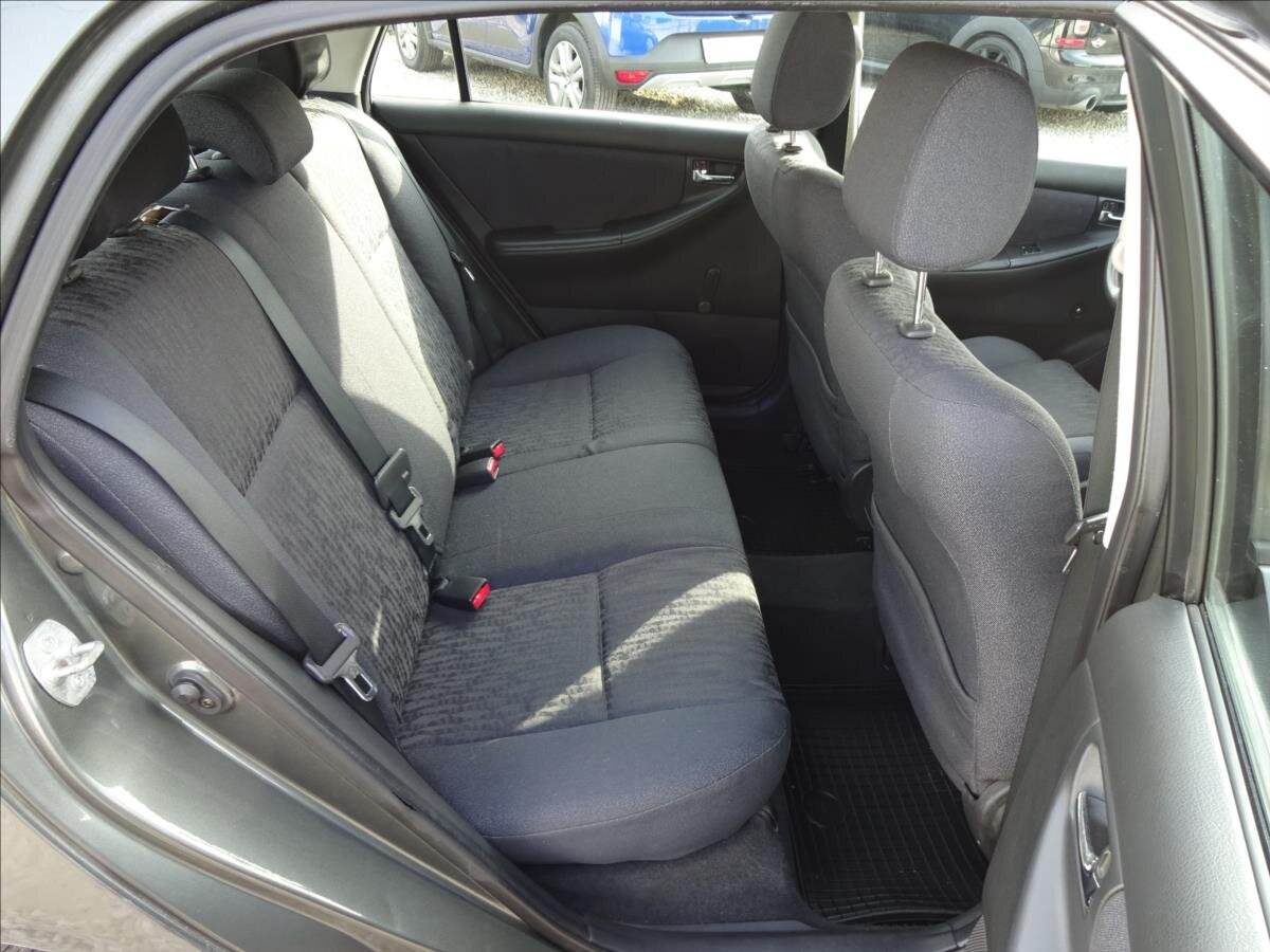 Toyota Corolla Hatchback 1,4 l 71 kw