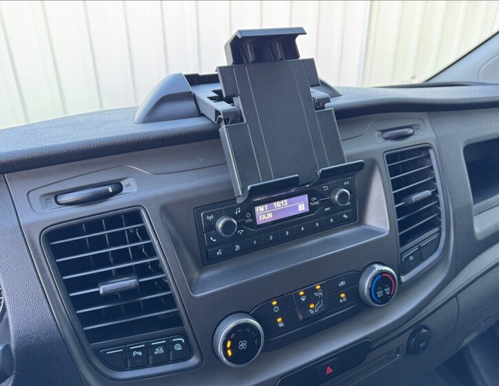 Ford Transit Custom Skříň 2,0 l 77 kw