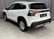 Suzuki S-Cross 6