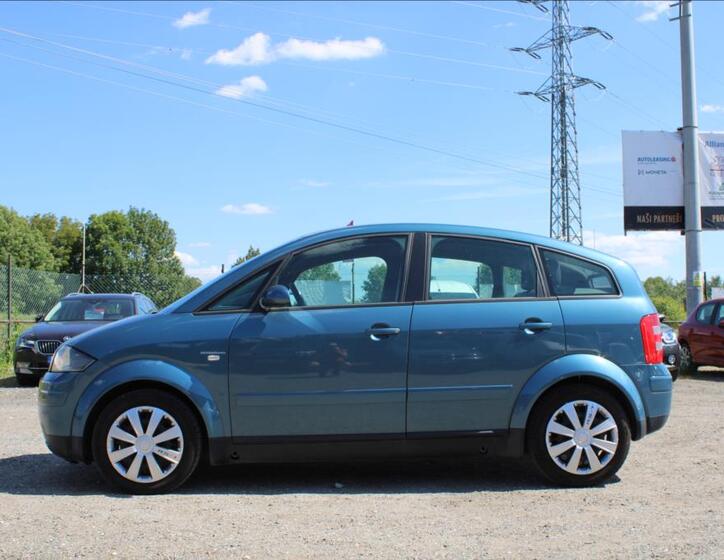 Audi A2 8
