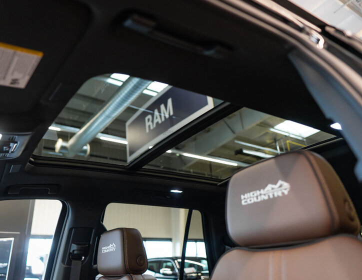 Chevrolet Tahoe SUV 6,2 l 313 kw