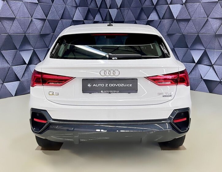 Audi Q3 SUV / Terénní 2,0 l 110 kw