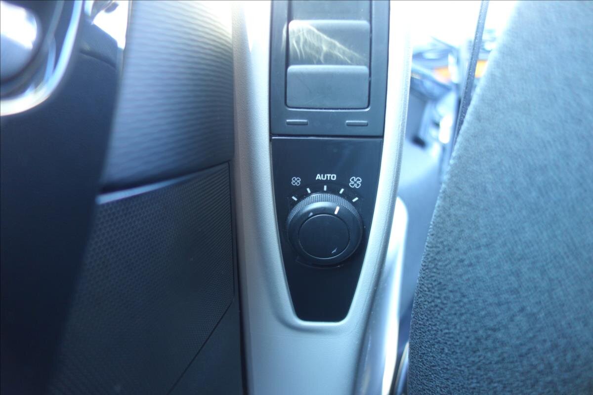 Citroën Grand C4 Picasso MPV 2,0 l 110 kw