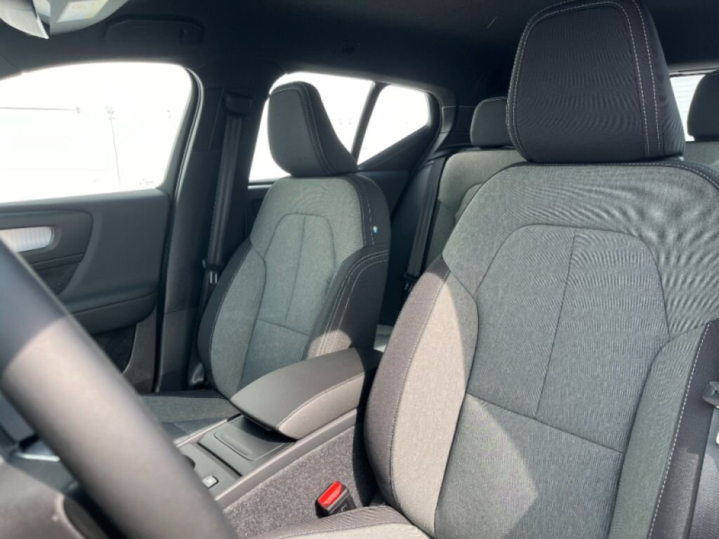 Volvo XC40 SUV 2,0 l 120 kw