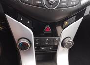 Chevrolet Cruze 13