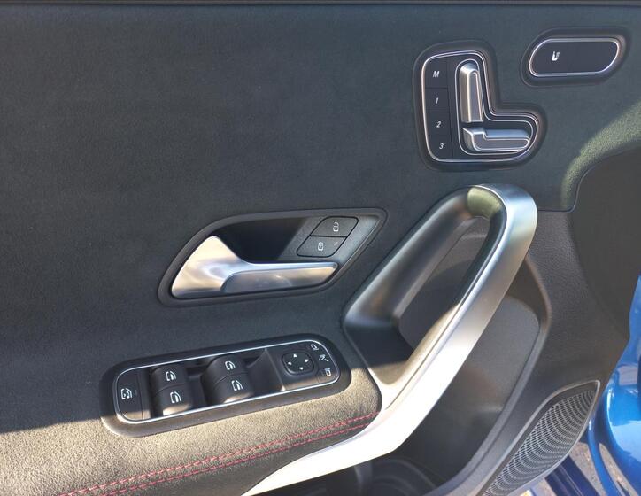 Mercedes-Benz Třídy A 10