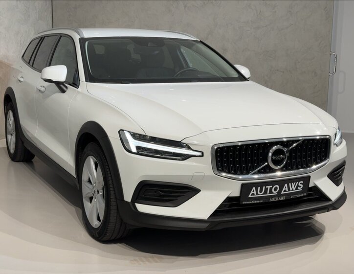 Volvo V60 Kombi 2,0 l 145 kw