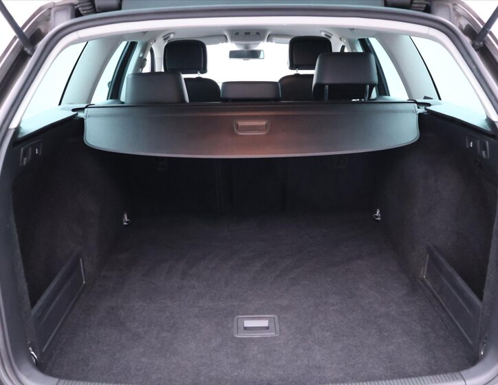 Volkswagen Passat Kombi 2,0 l 155 kw