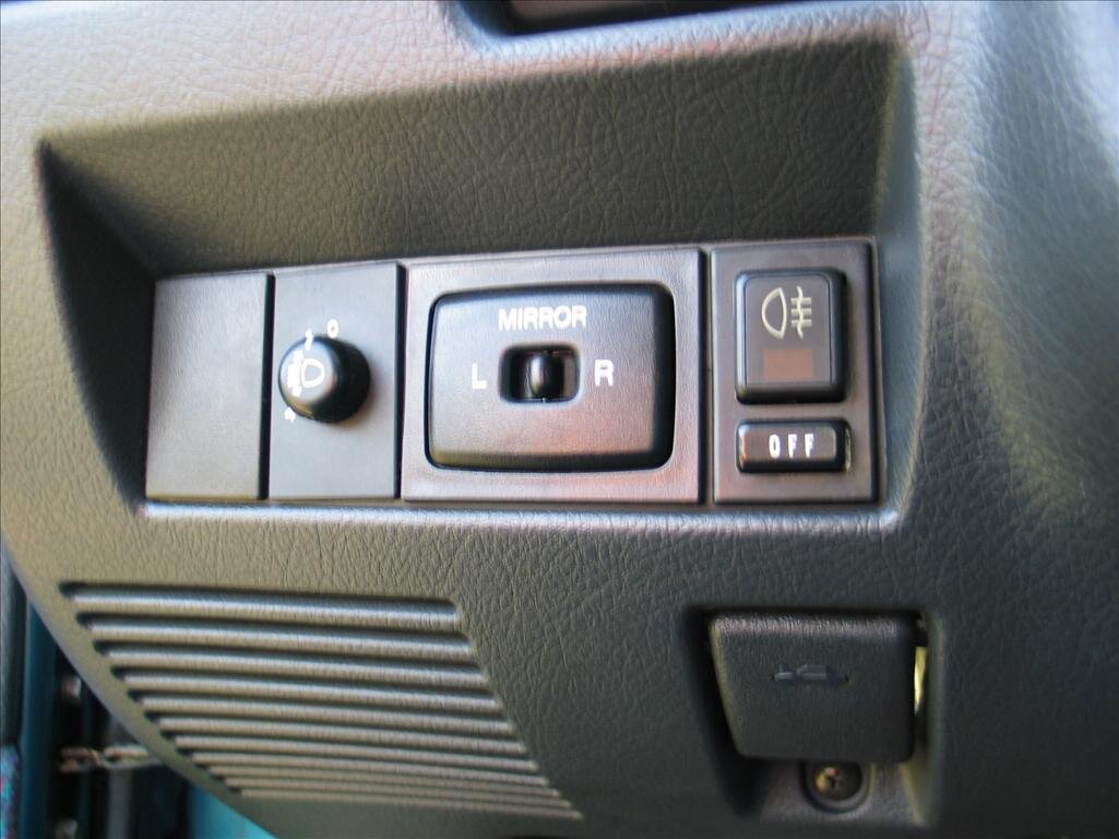 Suzuki Swift Hatchback 993,0 39 kw