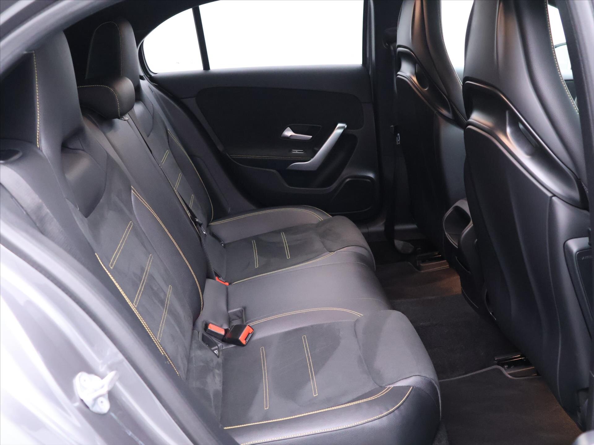 Mercedes-Benz Třídy A Hatchback 2,0 l 310 kw