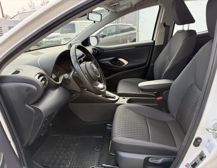 Toyota Yaris Hatchback 1,5 l 68 kw