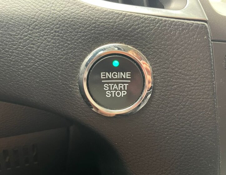 Ford S-MAX MPV 2,0 l 110 kw