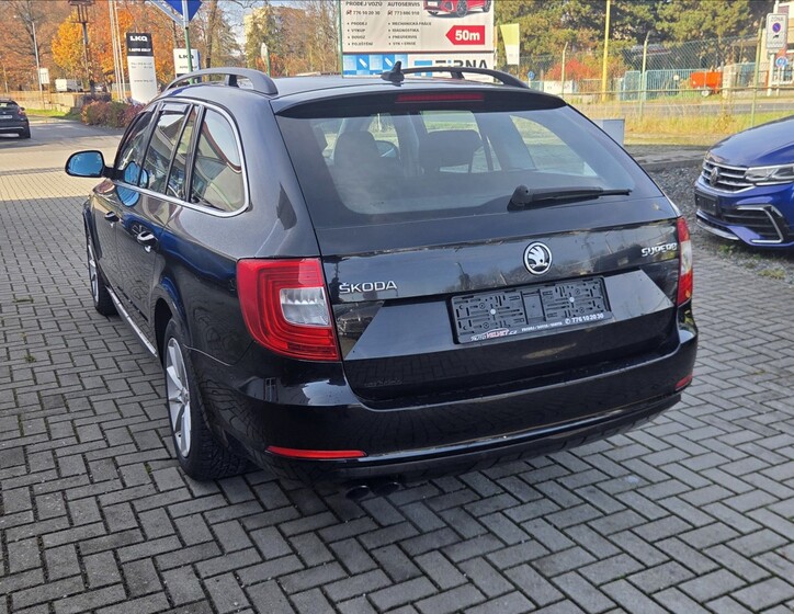 Škoda Superb 2