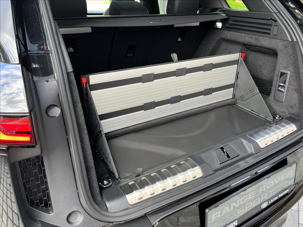 Land Rover Range Rover Sport SUV / Terénní 3,0 l 183 kw