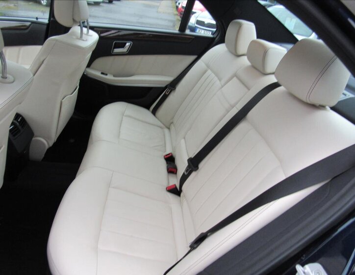 Mercedes-Benz Třídy E Sedan 3,0 l 190 kw