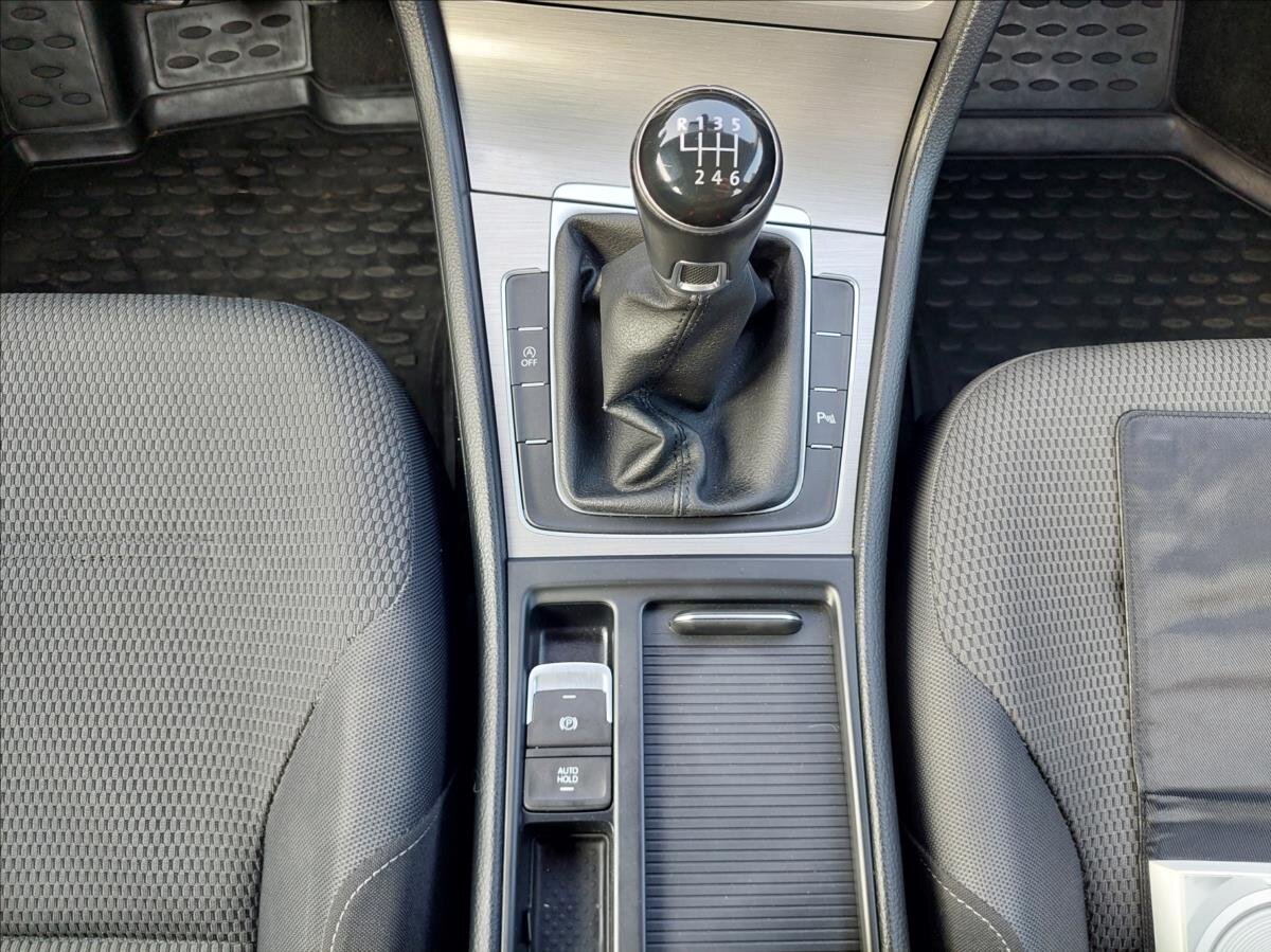 Volkswagen Golf Hatchback 1,2 l 81 kw