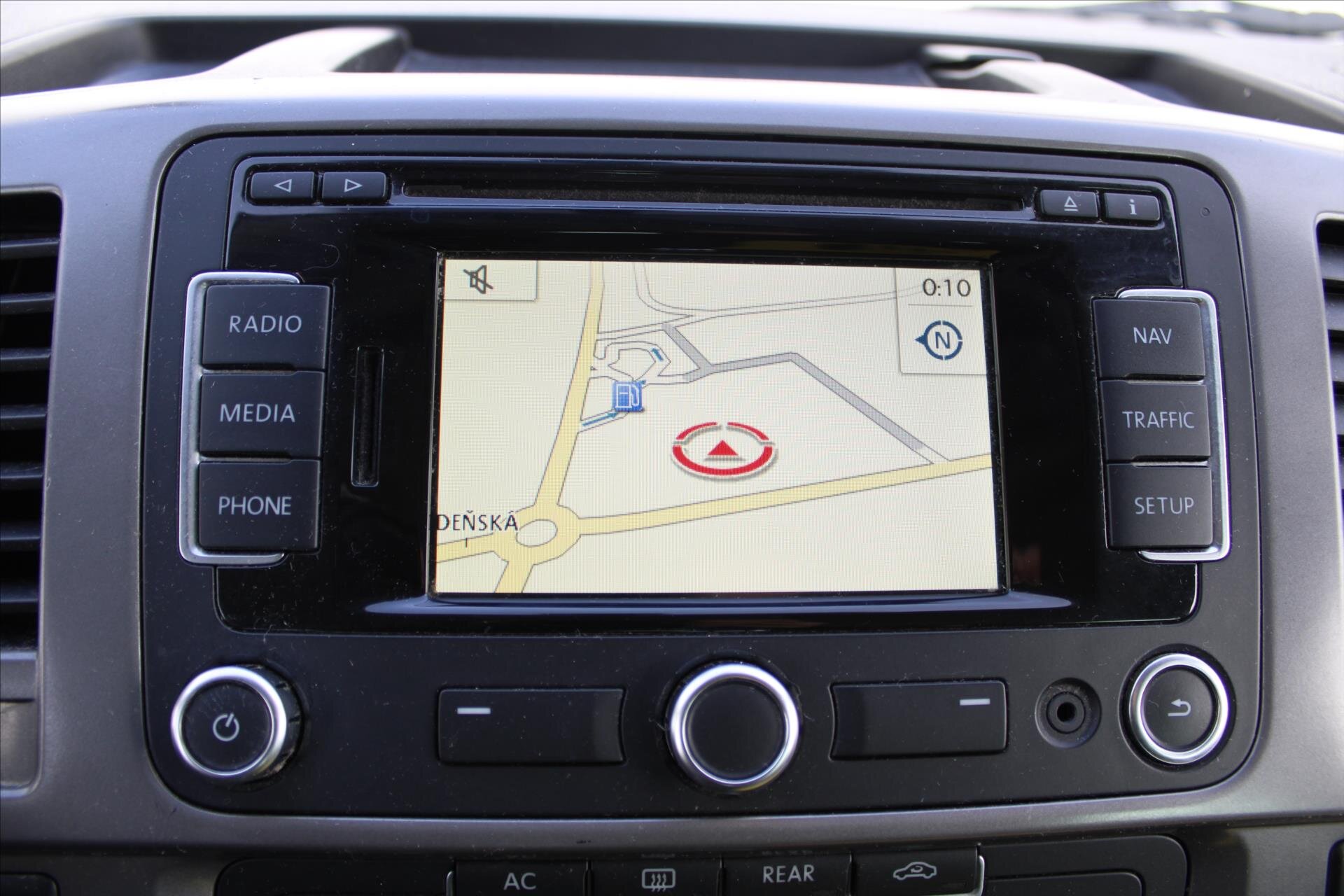 Volkswagen Multivan Kombi 2,0 l 103 kw