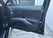 Mitsubishi Outlander SUV / Terénní 2,3 l 130 kw