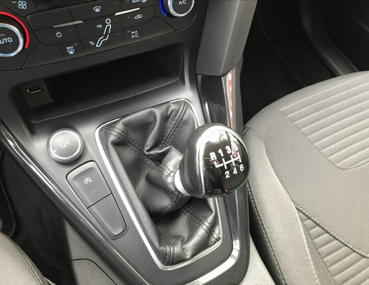 Ford Focus Hatchback 999,0 92 kw