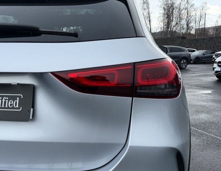 Mercedes-Benz GLA SUV / Terénní 1,3 l 160 kw