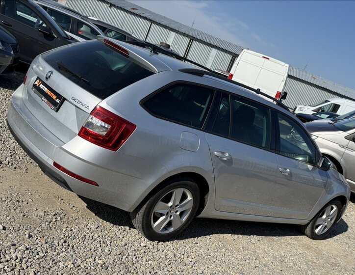 Škoda Octavia Kombi 1,6 l 85 kw