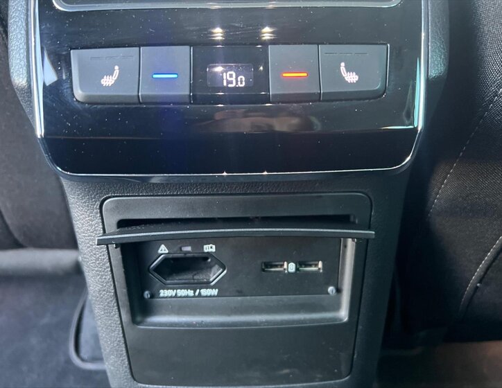 Škoda Superb Kombi 1,5 l 110 kw