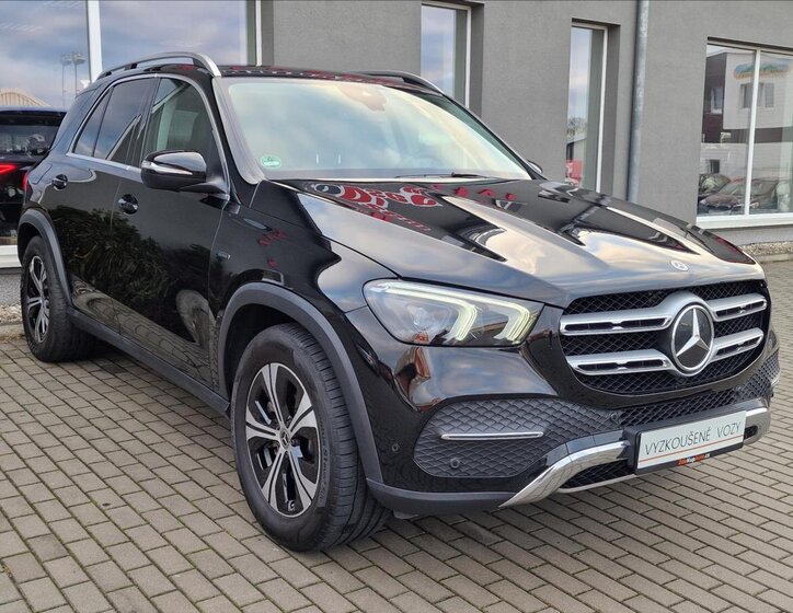 Mercedes-Benz GLE SUV / Terénní 2,0 l 245 kw