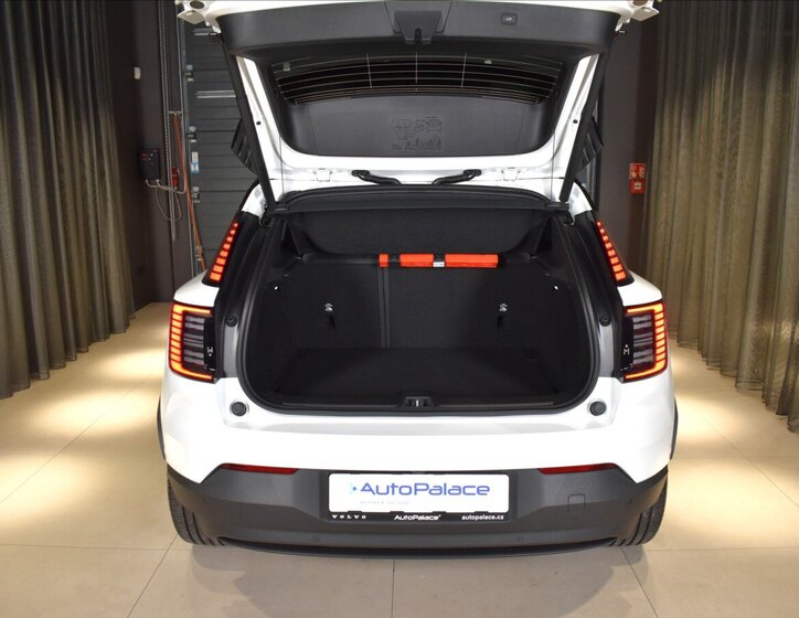 Volvo EX30 SUV 0,0 200 kw