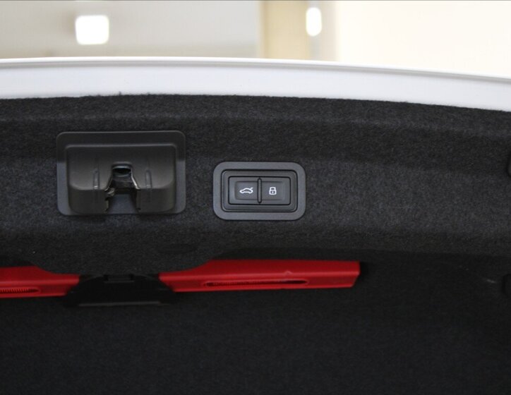 Audi A6 Sedan 3,0 l 210 kw