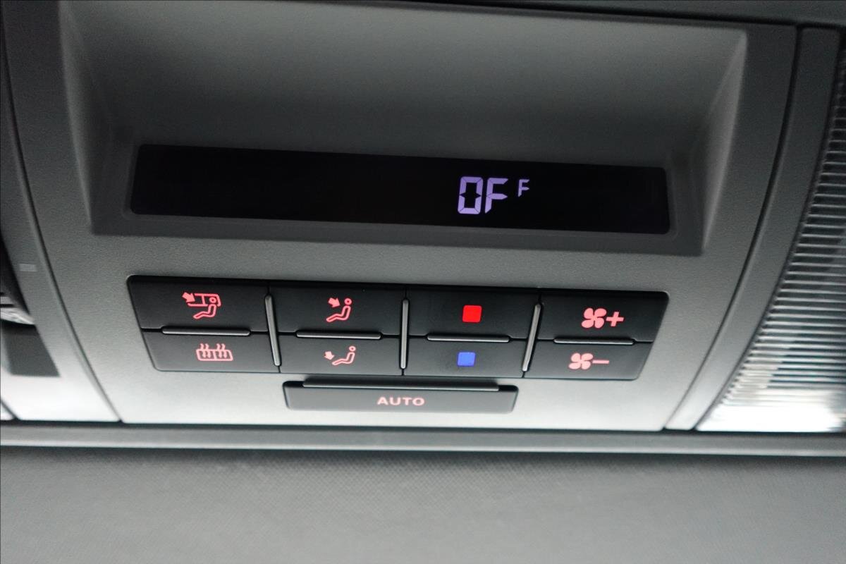 Volkswagen Caravelle Ostatní 2,0 l 132 kw