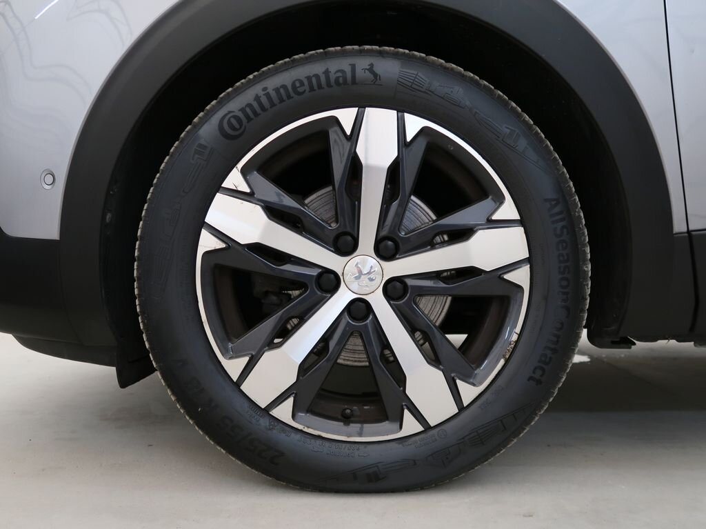 Peugeot 5008 SUV / Terénní 1,2 l 96 kw