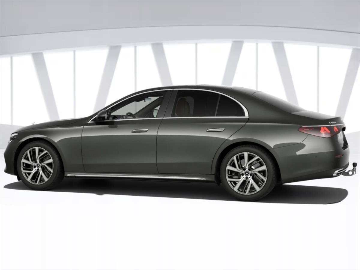 Mercedes-Benz Třídy E Sedan 3,0 l 270 kw
