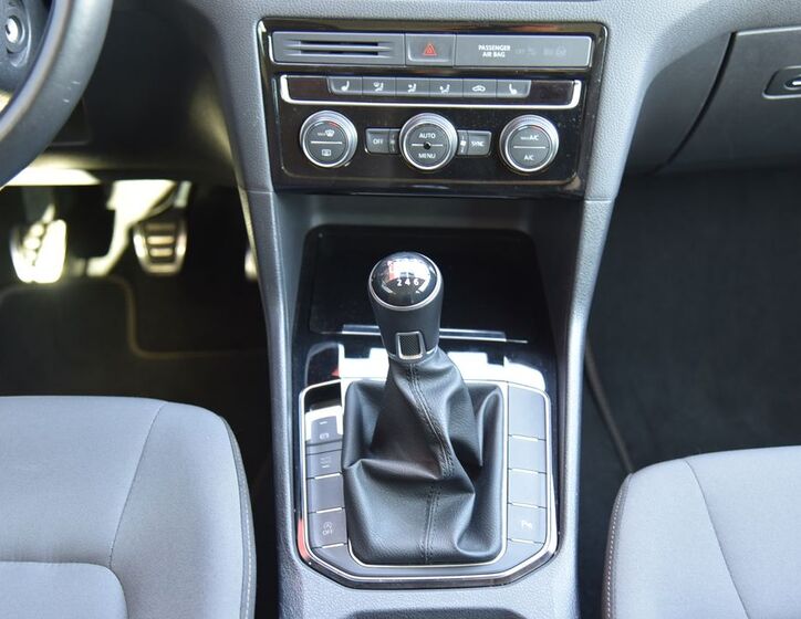 Volkswagen Golf Sportsvan 39