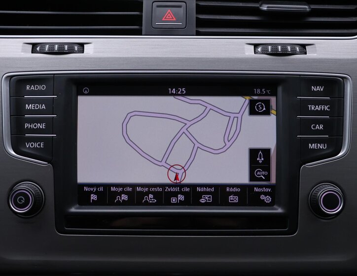 Volkswagen Golf Kombi 1,6 l 81 kw