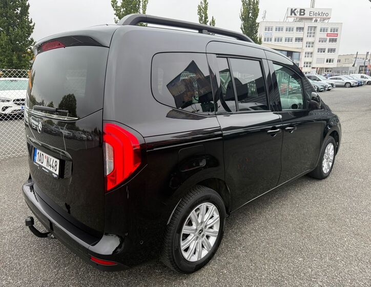 Mercedes-Benz Ostatní 4