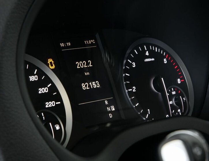 Mercedes-Benz Vito Skříň 2,0 l 120 kw