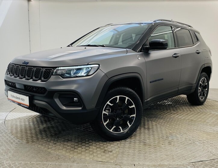 Jeep Compass Ostatní 1,3 l 132 kw