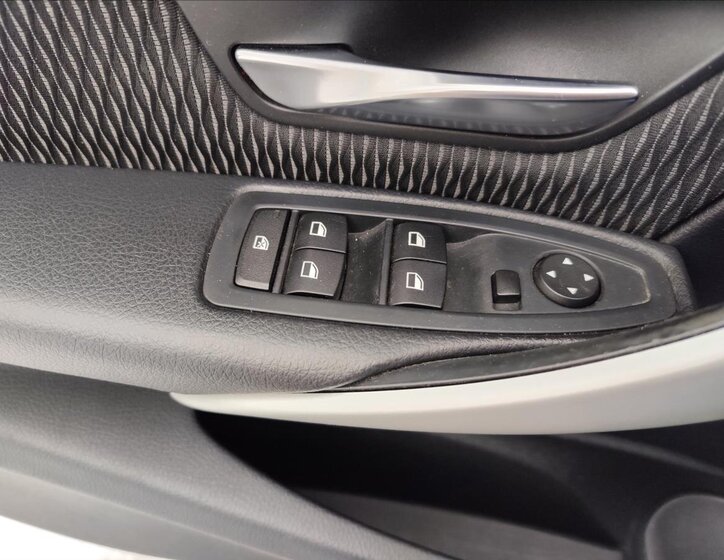 BMW Řada 3 Kombi 2,0 l 180 kw