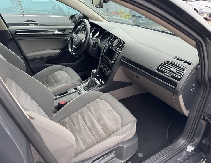 Volkswagen Golf Kombi 2,0 l 110 kw