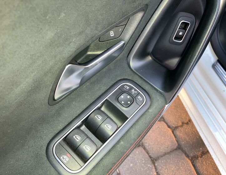 Mercedes-Benz CLA 24