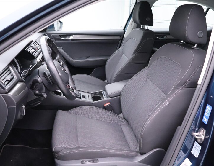 Škoda Superb Liftback 2,0 l 147 kw