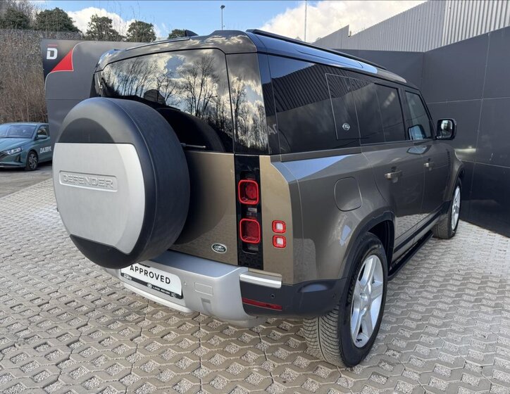 Land Rover Defender SUV / Terénní 3,0 l 221 kw