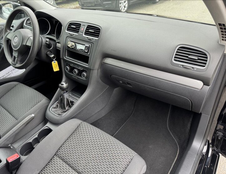 Volkswagen Golf Hatchback 1,6 l 77 kw