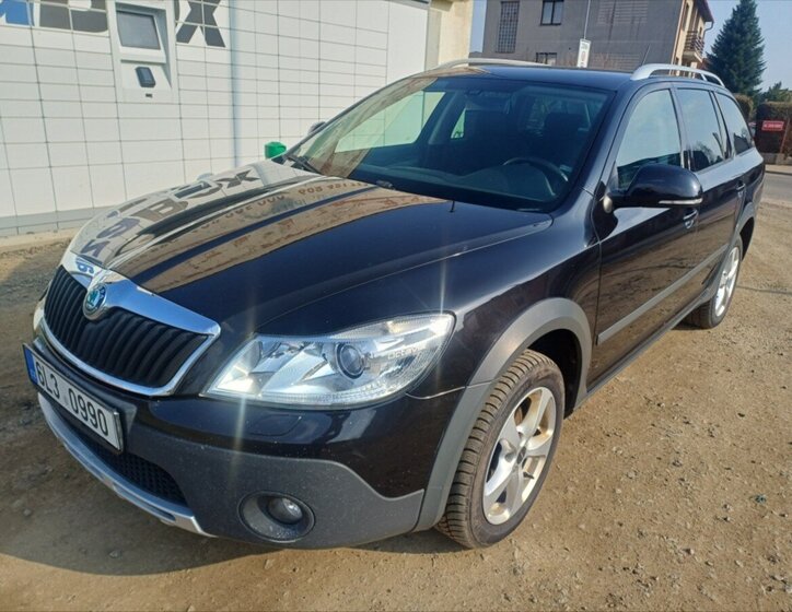 Škoda Octavia Kombi 2,0 l 103 kw