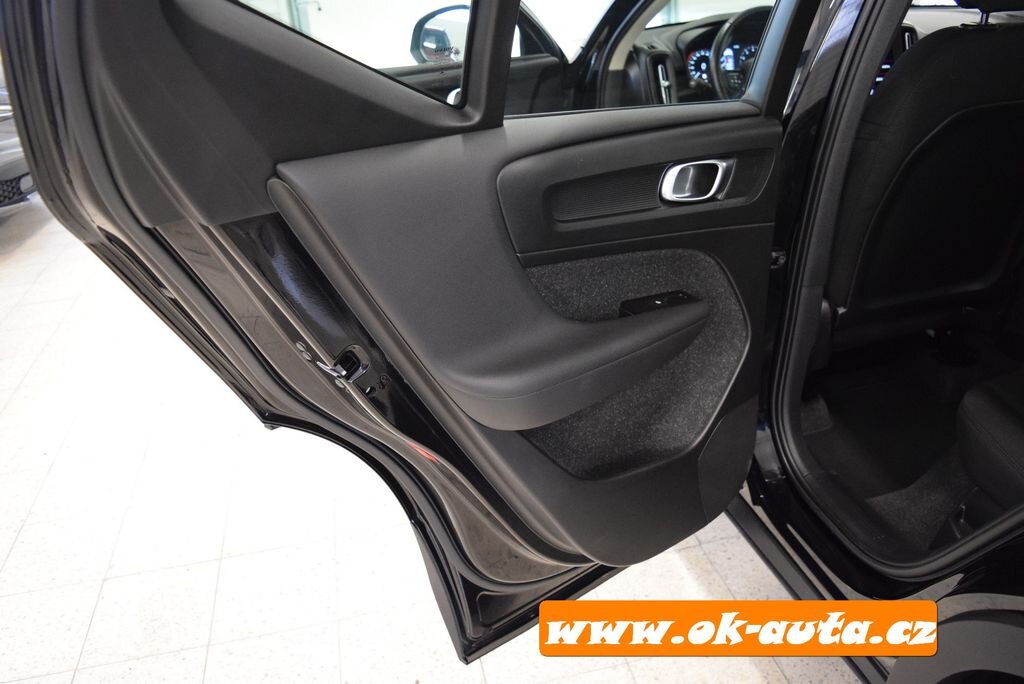 Volvo XC40 SUV / Terénní 0,0 95 kw