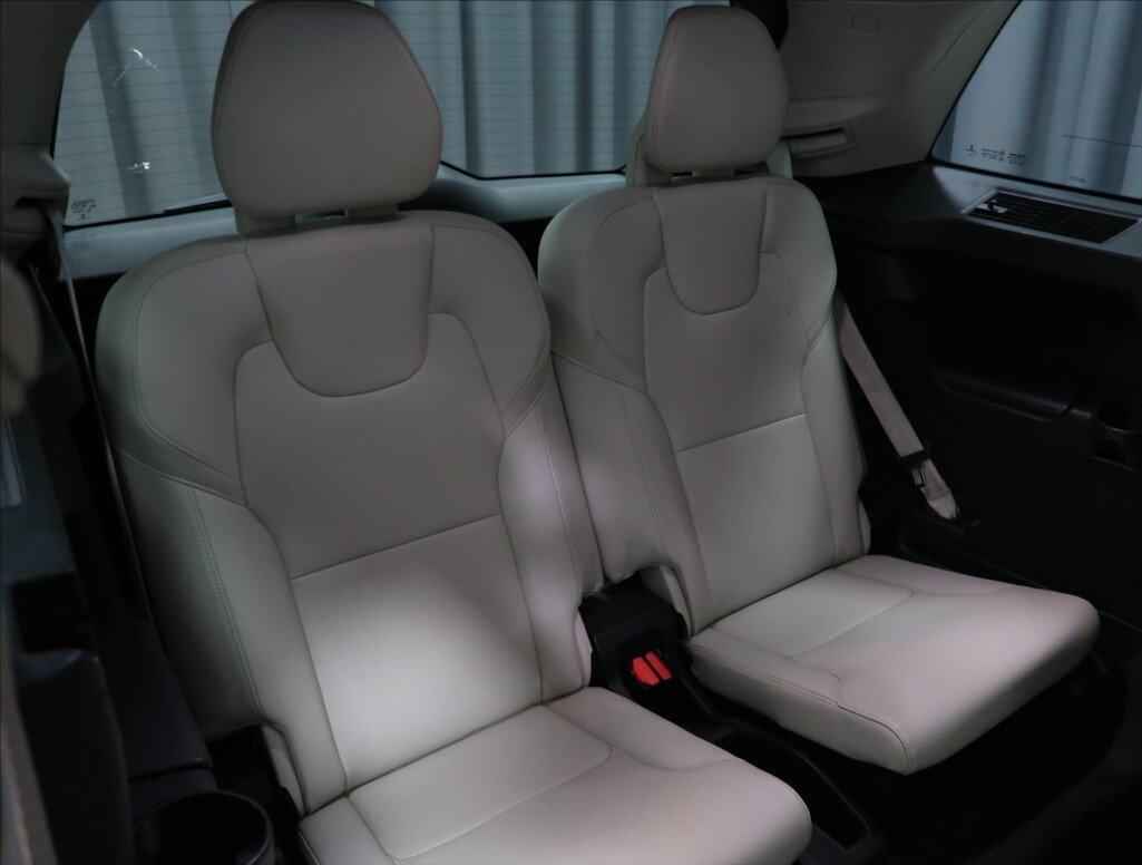 Volvo XC90 SUV 2,0 l 173 kw