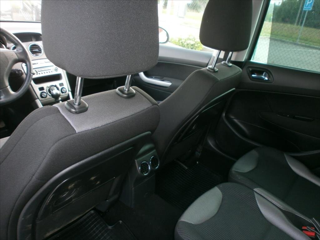 Peugeot 308 Kombi 1,6 l 80 kw