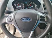 Ford Tourneo Courier 8