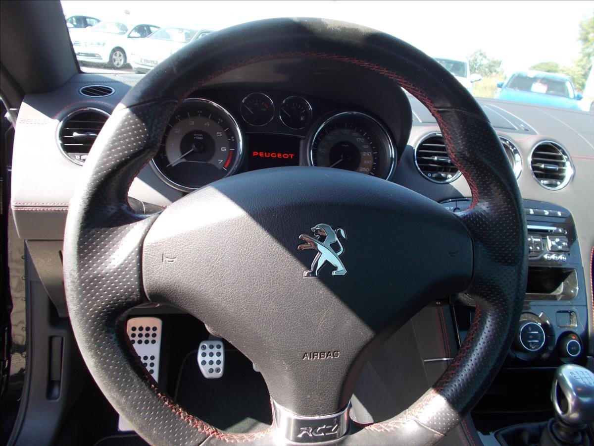 Peugeot RCZ Kupé 1,6 l 147 kw